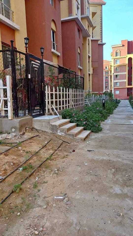 شقه ارضي بجاردن في كومباوند دجله بالمز اكتوبر الجديده للبيع مليون ٥٣٠ نهائي