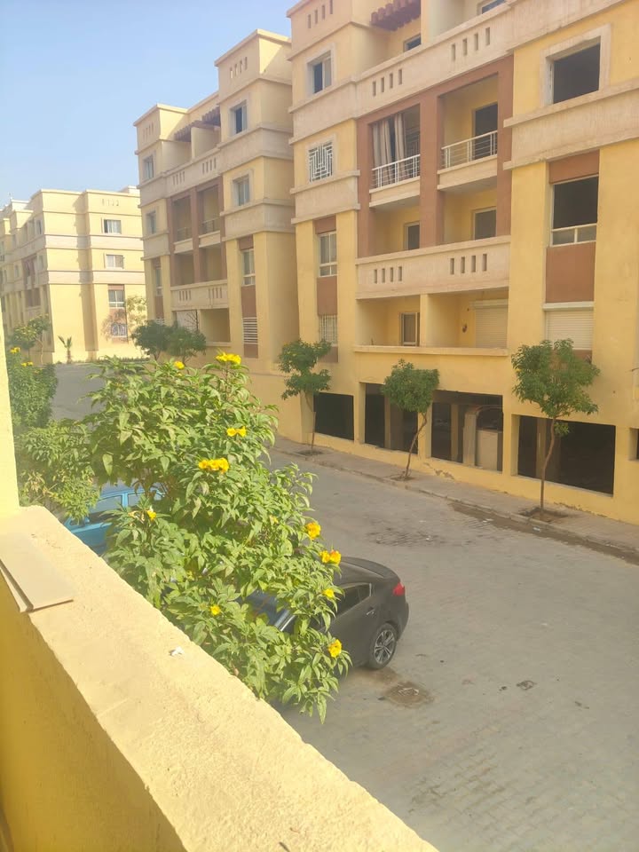 شقه للبيع بكمبوند دجله بالمز