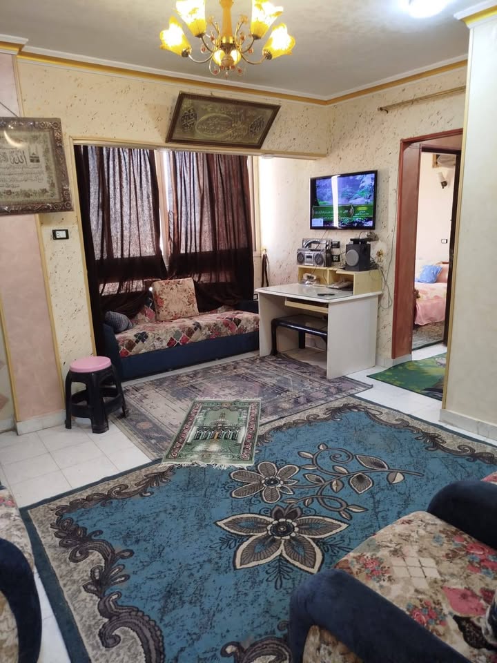 شقه للبيع بالرمايه مساكن الشباب بالرمايه بجوار المتحف الكبير والاهرام وحدائق الاهرام