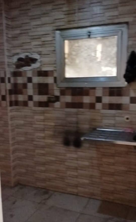 شقه موقع مميز اكتوبر ابناء الجيزة غرفتين وصاله ش واسع وخدمات تفاصيل ت واتس 002 01140244072