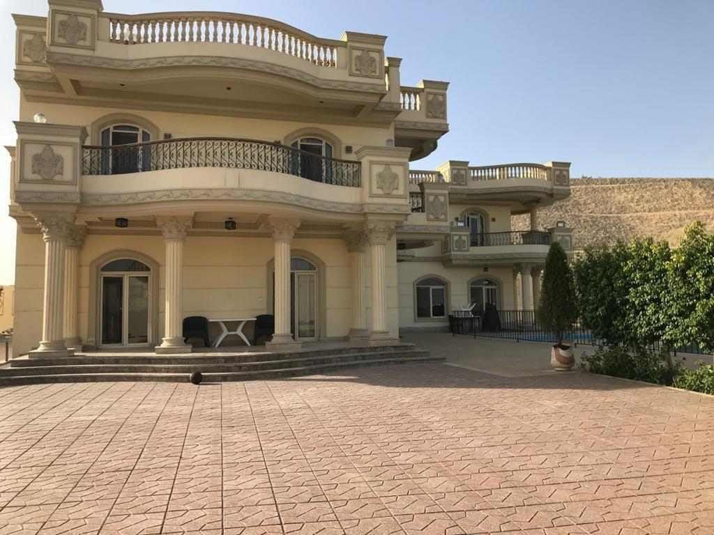 فيلا للبيع في الغرود الشرقية – جمعية أحمد عرابي بالعبور، خلف نادي عرابي – طريق 69