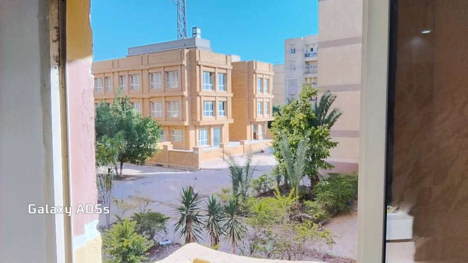 للبيع شقه مميزة بحدائق أكتوبر